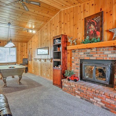 Lakeside Home With Game Room, Yard, Deck And Fireplace Pinetop-Lakeside Ngoại thất bức ảnh
